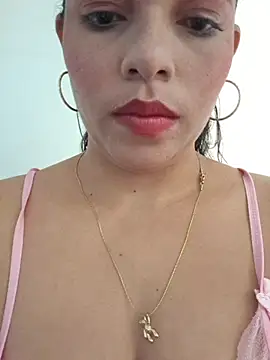 Estrella em online show from 07/13/26, 04:50