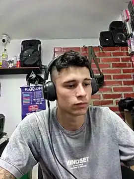 tom latin online show from 05/30/26, 12:28