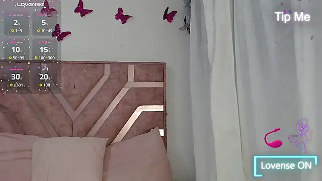 Snapshot of Angel-Hott_ chatting on 06/27/26, 03:45 Angel-Hott online show from 06/27/26, 03:45