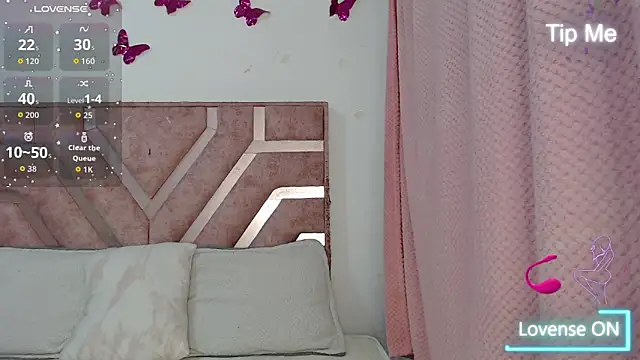 Snapshot of Angel-Hott_ chatting on 06/04/26, 02:38 Angel-Hott online show from 06/04/26, 02:38