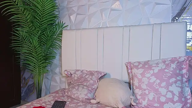 mily and mateo online show from 07/12/26, 05:08