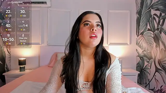 Isabella Rios  online show from 05/22/26, 12:25