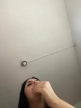 mileninhasexy online show from 06/03/26, 04:01