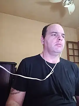 Snapshot of Safado700 chatting on 06/15/26, 02:23 Safado700 online show from 06/15/26, 02:23