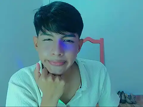 Snapshot of phuwin_bj chatting on 06/03/26, 04:46 phuwin bj online show from 06/03/26, 04:46