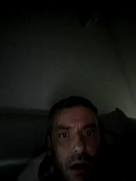 Snapshot of Cybergeil33 chatting on 12/02/25, 03:52 Cybergeil33 online show from 12/02/25, 03:52