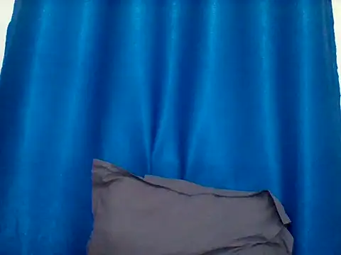 Snapshot of sexyapple23 chatting on 07/11/26, 10:48 sexyapple23 online show from 07/11/26, 10:48