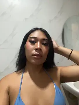 hugecock tamira online show from 06/03/26, 04:44
