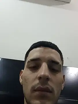 boy max latin online show from 07/11/26, 07:25