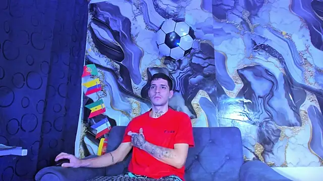 boy max latin online show from 06/25/26, 03:37