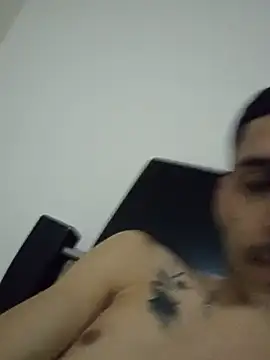 boy max latin online show from 07/11/26, 04:35
