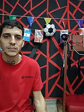 boy max latin online show from 06/25/26, 06:07