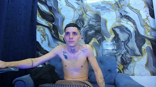 boy max latin online show from 07/08/26, 03:19