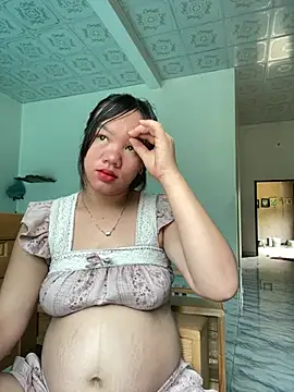 Snapshot of Suki-love chatting on 06/08/26, 03:18 Suki-love online show from 06/08/26, 03:18