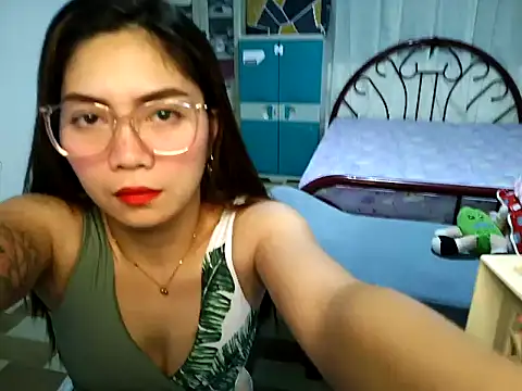 Snapshot of Sexynica chatting on 05/26/26, 09:02 Sexynica online show from 05/26/26, 09:02