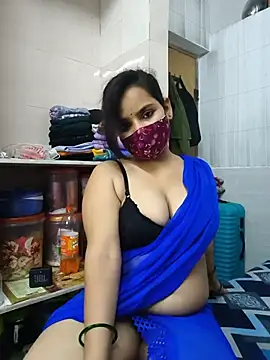 Snapshot of shalini_gupta05 chatting on 06/30/26, 04:18 shalini gupta05 online show from 06/30/26, 04:18