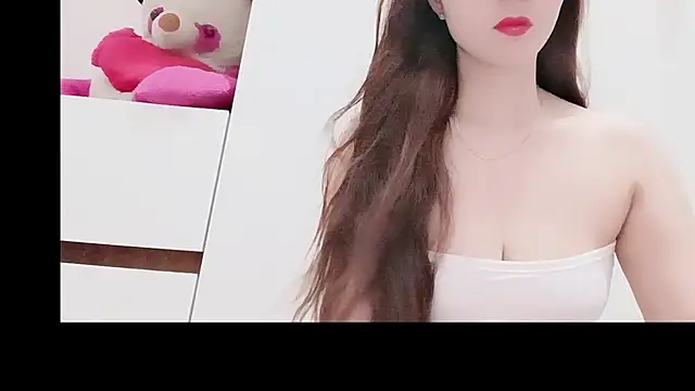 Snapshot of Micky-love chatting on 06/30/26, 04:01 Micky-love online show from 06/30/26, 04:01