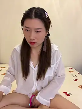 qiuqiu 018 online show from 05/24/26, 11:48