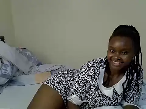 SexxyLindsey online show from 06/17/26, 09:41
