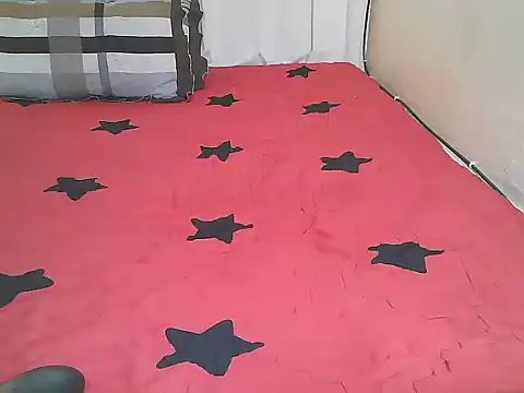 Snapshot of Inamillionboys chatting on 06/17/26, 11:20 Inamillionboys online show from 06/17/26, 11:20