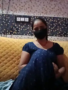 Snapshot of Moni_jhony chatting on 05/30/26, 11:16 Moni jhony online show from 05/30/26, 11:16