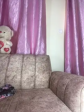 Sweet Linah1 online show from 05/21/26, 12:02