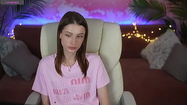 SophiaDream  online show from 05/20/26, 01:30
