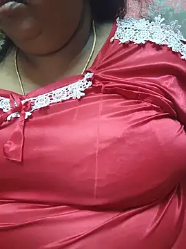 Snapshot of geetha431 chatting on 06/14/26, 06:31 geetha431 online show from 06/14/26, 06:31