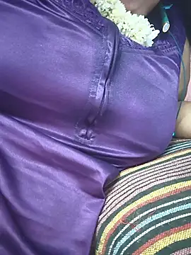 Snapshot of geetha431 chatting on 06/22/26, 05:21 geetha431 online show from 06/22/26, 05:21