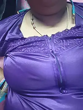 Snapshot of geetha431 chatting on 06/07/26, 06:24 geetha431 online show from 06/07/26, 06:24