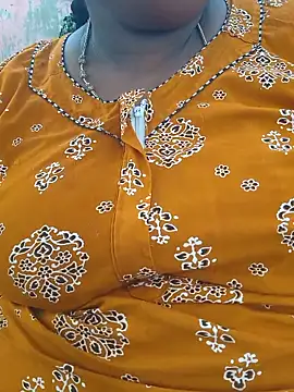 Snapshot of geetha431 chatting on 06/09/26, 12:44 geetha431 online show from 06/09/26, 12:44