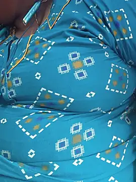 Snapshot of geetha431 chatting on 06/27/26, 11:05 geetha431 online show from 06/27/26, 11:05