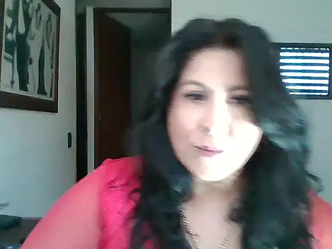 CurvyFireLatina online show from 05/27/26, 01:51