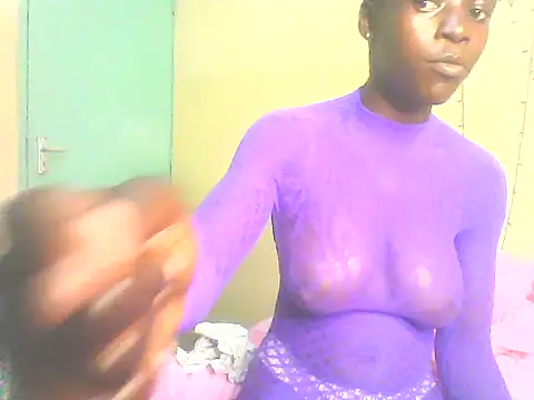 Snapshot of Peachyy- chatting on 07/02/26, 06:58 Peachyy- online show from 07/02/26, 06:58