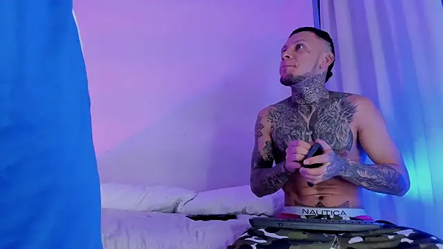  Kevin xxx online show from 10/26/25, 08:26