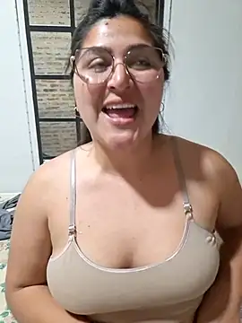 Snapshot of morena95_ chatting on 07/01/26, 05:57 morena95 online show from 07/01/26, 05:57