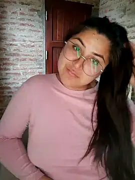 Snapshot of morena95_ chatting on 06/02/26, 07:47 morena95 online show from 06/02/26, 07:47