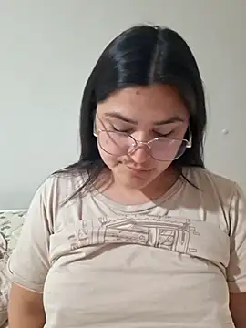 Snapshot of morena95_ chatting on 06/29/26, 07:02 morena95 online show from 06/29/26, 07:02