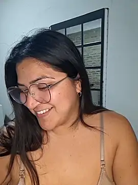 Snapshot of morena95_ chatting on 06/07/26, 08:03 morena95 online show from 06/07/26, 08:03