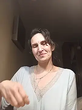 Alene Lorrie online show from 06/01/26, 09:58