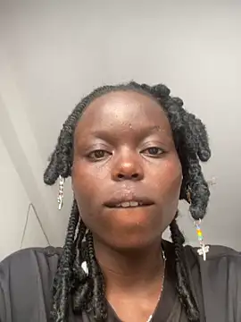 Snapshot of ebonycurvedass chatting on 06/14/26, 02:29 ebonycurvedass online show from 06/14/26, 02:29