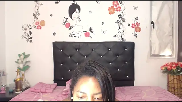 Snapshot of sashaxhot21 chatting on 04/06/26, 09:38 sashaxhot21 online show from 04/06/26, 09:38