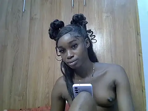 Snapshot of Vsexie chatting on 06/29/26, 06:51 Vsexie online show from 06/29/26, 06:51