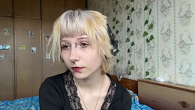 FatimahFroman online show from 05/26/26, 12:25