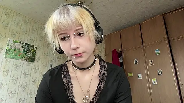 FatimahFroman online show from 05/22/26, 07:50