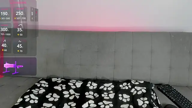 Snapshot of is_petite chatting on 07/01/26, 03:12 is petite online show from 07/01/26, 03:12