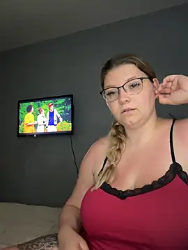 LucieLouBabe online show from 05/28/26, 11:54