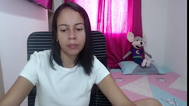 Snapshot of Valeria_Santos_ chatting on 06/30/26, 01:44 Valeria Santos online show from 06/30/26, 01:44