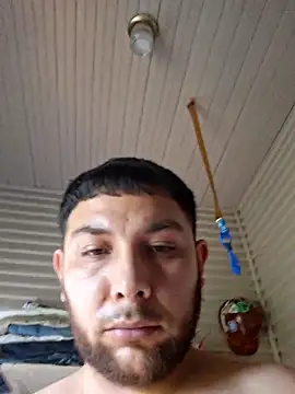 Snapshot of nufo409 chatting on 06/11/26, 12:32 nufo409 online show from 06/11/26, 12:32