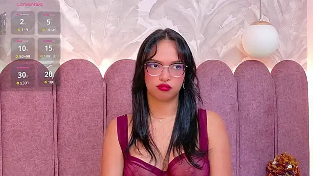 Snapshot of Maddy-Dove chatting on 07/15/26, 03:46 Maddy-Dove online show from 07/15/26, 03:46